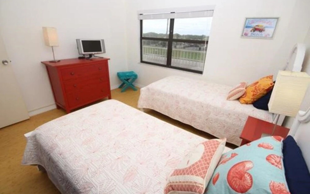 photo 2 of Castle Reef 413 Apartment 2