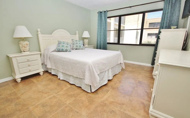photo 4 of Castle Reef 426 Apartment 2