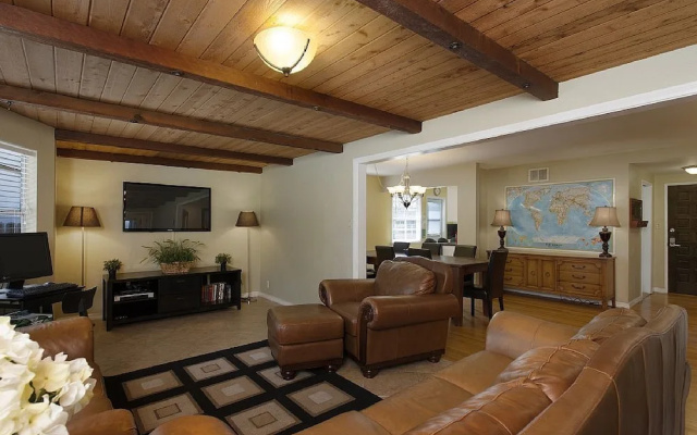 photo 3 of Castle1 - 6 Br Home
