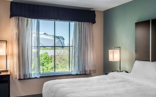 photo 5 of Clarion Inn & Suites Atlanta Downtown
