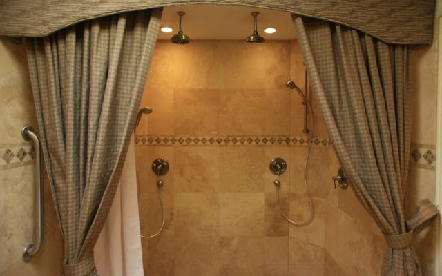 photo 4 of Catalina - 2 Bedroom Home - Scottsdale