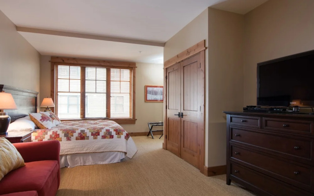 photo 3 of Catamount Condo #306 2 Bedrooms 2.5 Bathrooms Condo