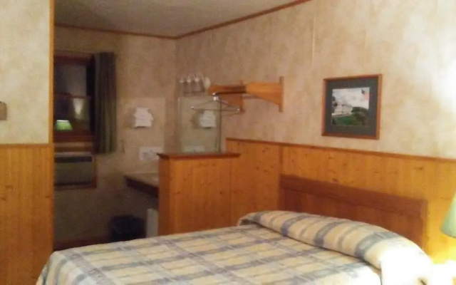 photo 3 of Catskill Motor Court Motel
