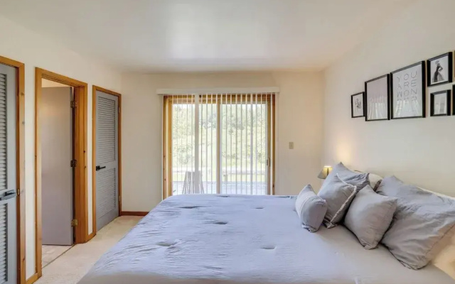 photo 5 of Catskills Townhome ~ 2 Mi to Windham Mountain Club