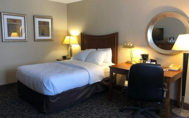 photo 5 of Cayuga Blu Hotel