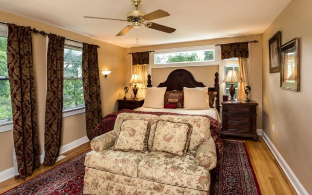 photo 5 of Cedar Crest Inn