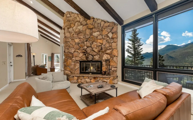 photo 5 of Cedar Upper Luxury Vacation  At Windcliff 3 Bedroom Home by RedAwning