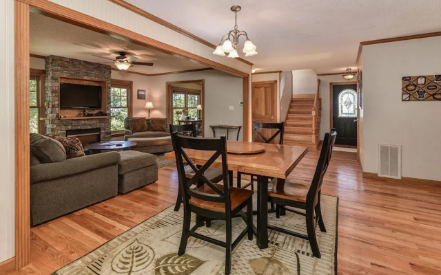 photo 3 of Cedar View House 3 Bedrooms 3 Bathrooms Home