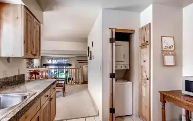 photo 4 of Cedars 18 - Ski-In/Ski-Out Apartment