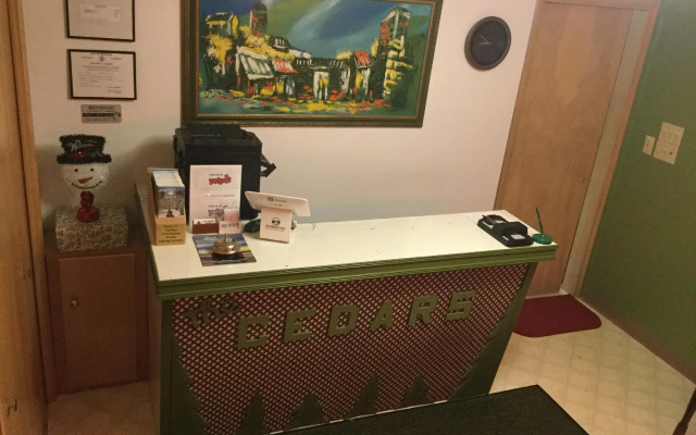 photo 2 of Cedars Motel