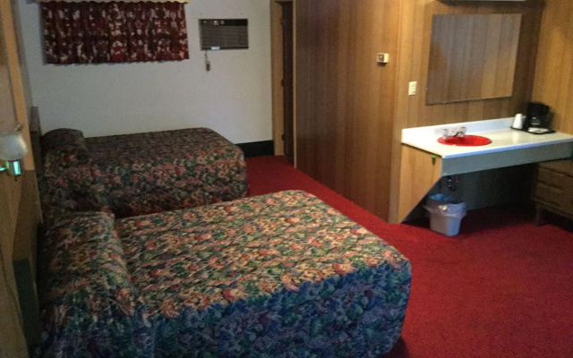 photo 3 of Cedars Motel