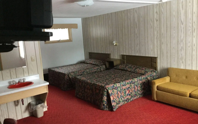 photo 4 of Cedars Motel
