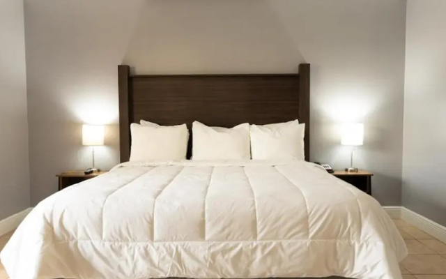 photo 3 of Celebration Suites - 2 Bedroom Condos