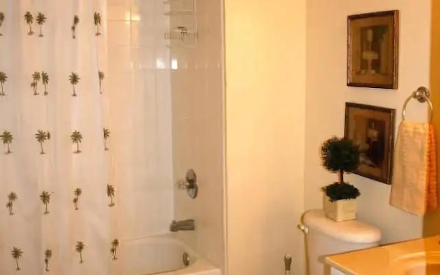 photo 3 of Celeste Dr 302 Condo
