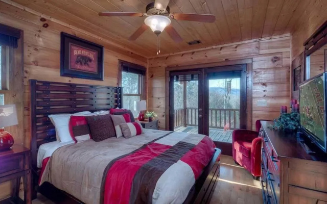 photo 4 of Celtic Weaver Lodge by Escape to Blue Ridge