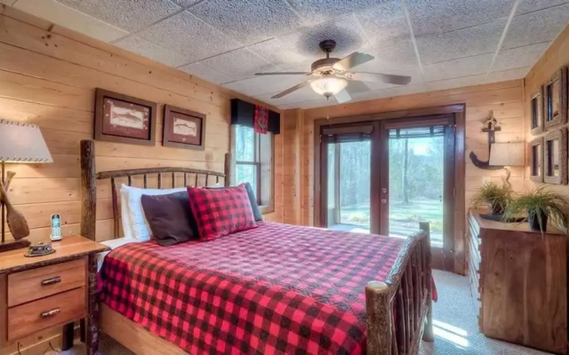 photo 5 of Celtic Weaver Lodge by Escape to Blue Ridge