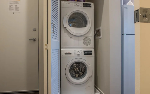 photo 4 of 1 BR & 2 BR Apt in Central Business District by Frontdesk