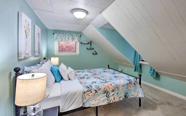 photo 3 of Central Lancaster Home < 1 Mi to Downtown!