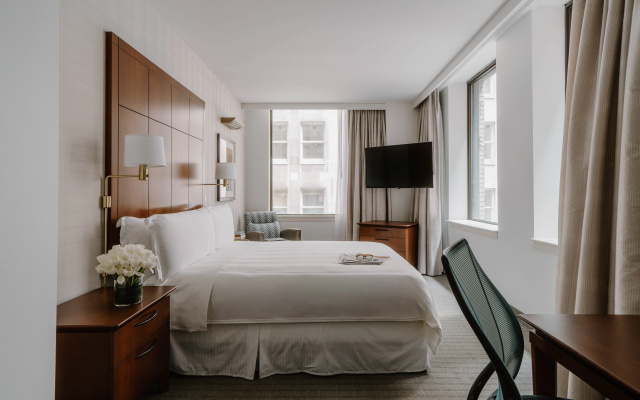photo 5 of Club Quarters Hotel, Central Loop, Chicago