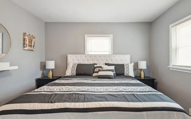 photo 3 of Central Omaha Gem Nearby Zoo, Downtown, Airport 4 Bedroom Home by RedAwning