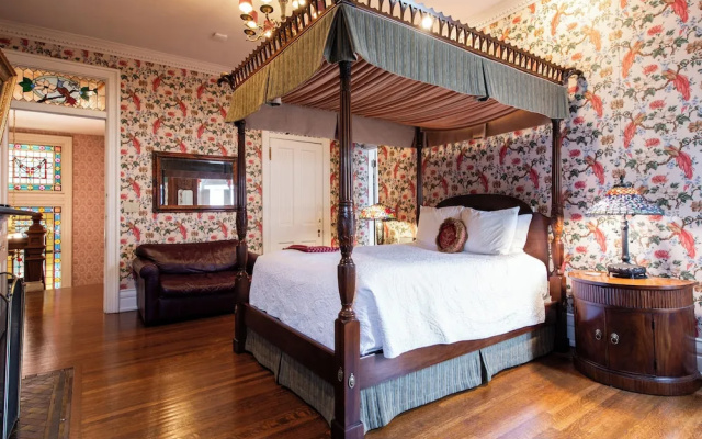 photo 4 of Central Park Bed & Breakfast