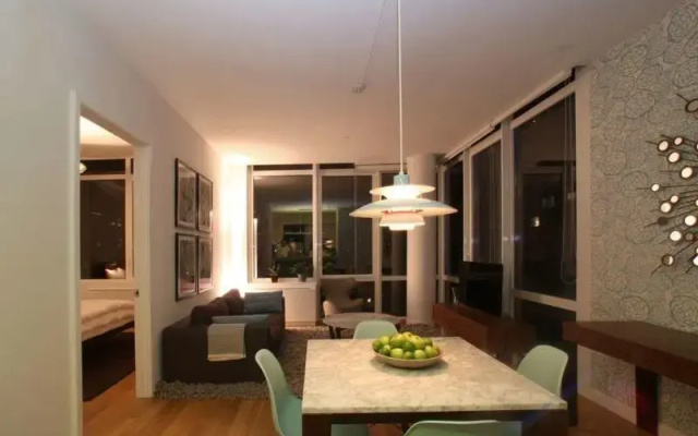 photo 3 of Central Park West Views 2br