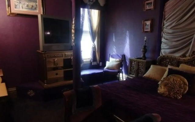 photo 4 of Central West End B&B