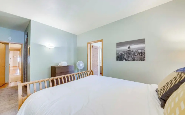 photo 2 of Central West End Condo < 1 Mi to Forest Park!