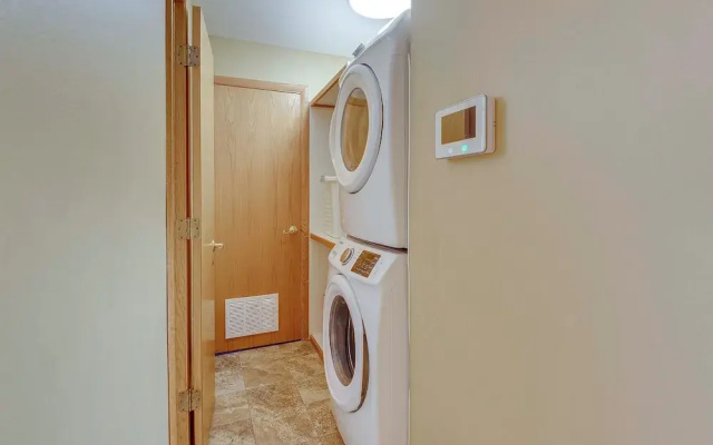 photo 5 of Central West End Condo < 1 Mi to Forest Park!