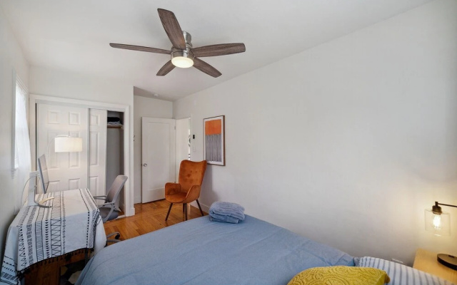 photo 3 of Centrally Located 2 Bedrooms Walkable 2 Duplex by Redawning