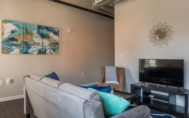 photo 5 of FRONTDESK 915 Broadway Apts Downtown Kansas City