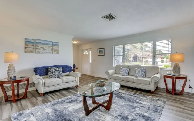 photo 5 of Centrally Located Sarasota Home w/ Heated Pool!
