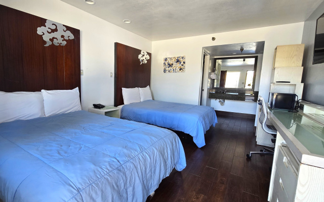 photo 3 of Century Motel Buena Park Anaheim I-5