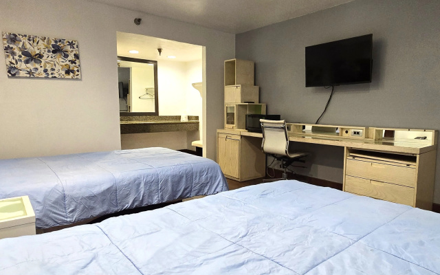 photo 4 of Century Motel Buena Park Anaheim I-5
