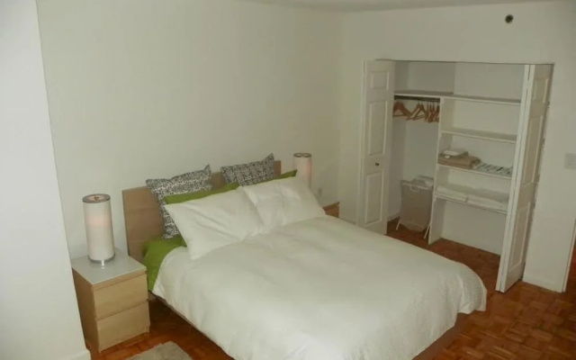 photo 2 of Cesar Suites at Southampton