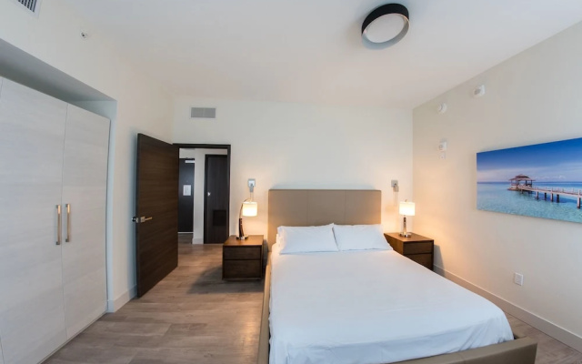 photo 3 of CH Deluxe Apartments  by MDR