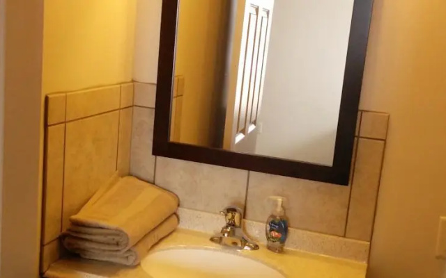 photo 4 of Chabad Guest Suite