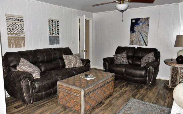 photo 2 of Chalet Away