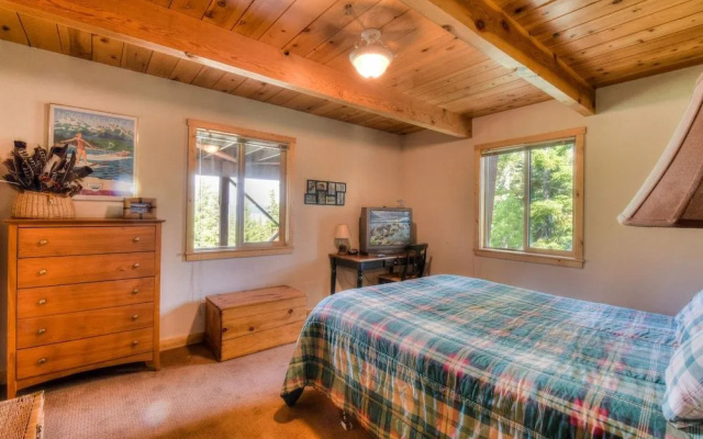photo 2 of Chamberland Getaway Lake Views w/ Deck!