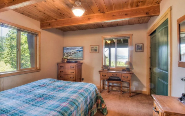photo 4 of Chamberland Getaway Lake Views w/ Deck!