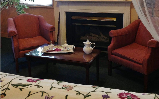 photo 5 of Chambery Inn
