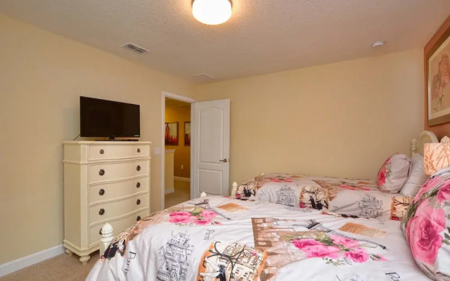 photo 5 of Champions Gate - 5 Bedrooms House w/pool-4904CG