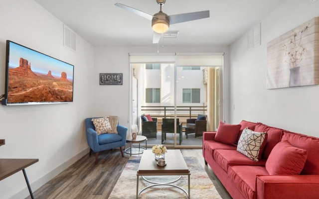 photo 3 of Chandler Gem - 2 Bdrm Apt Nr DT Chan-Gil