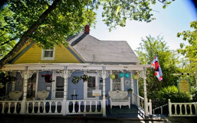 photo 5 of Chantilly Lace Inn