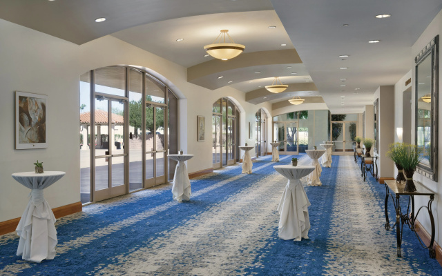 photo 2 of Embassy Suites by Hilton Scottsdale Resort