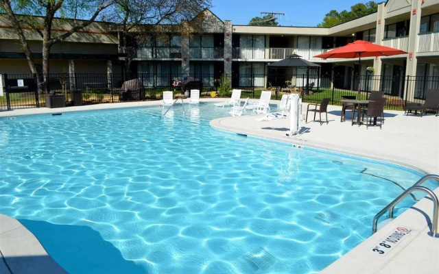 photo 4 of Chapel Hill University Inn