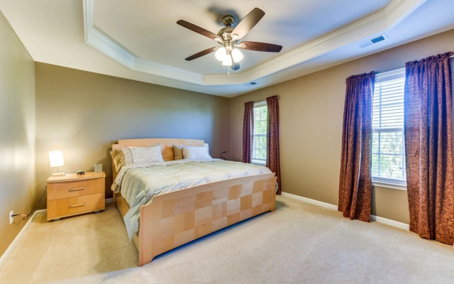 photo 3 of Charlotte Vacation Rental w/ 2 Living Areas!