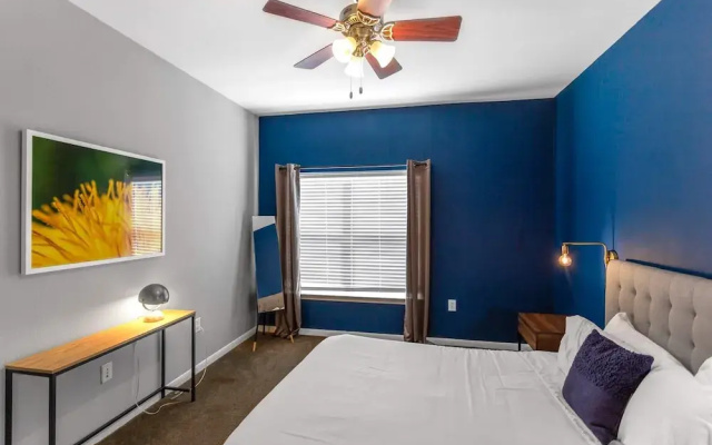 photo 3 of Charming 1BD in Trendy West End Neighborhood