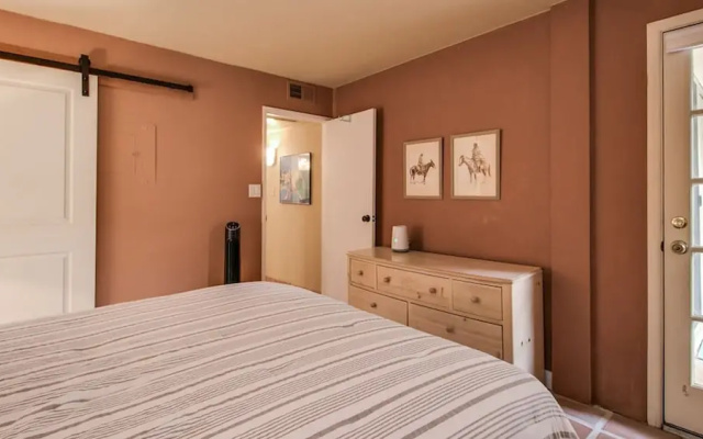 photo 4 of Charming 1-bdrm Condo Steps to Old Town Scottsdale