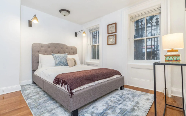 photo 3 of Charming 1BR in the Upper East Side by Sonder